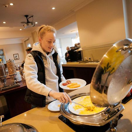 Mercure Canberra Exteriör bild