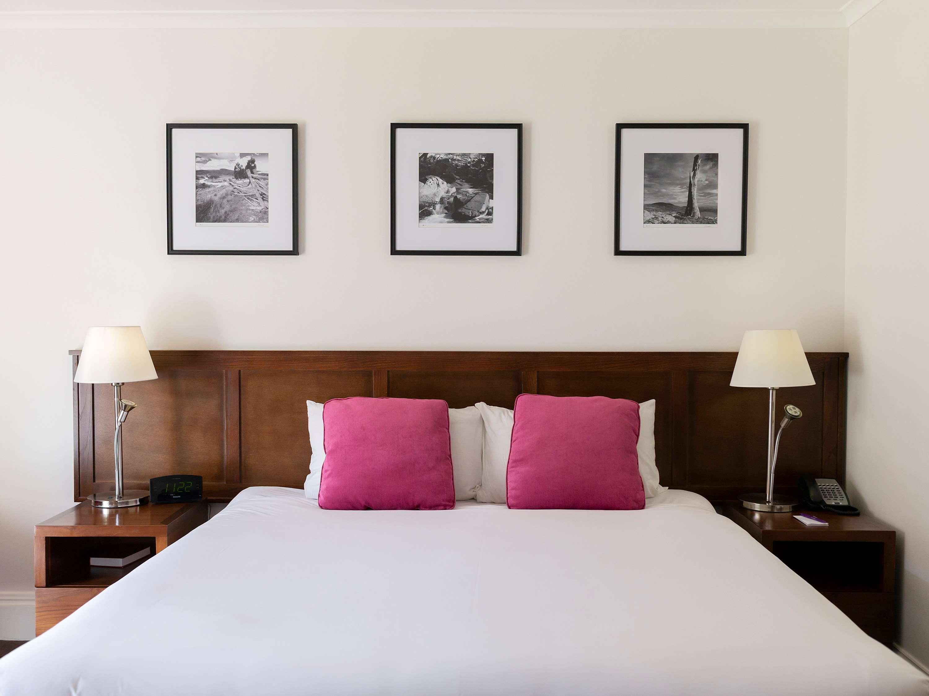 Mercure Canberra Exteriör bild