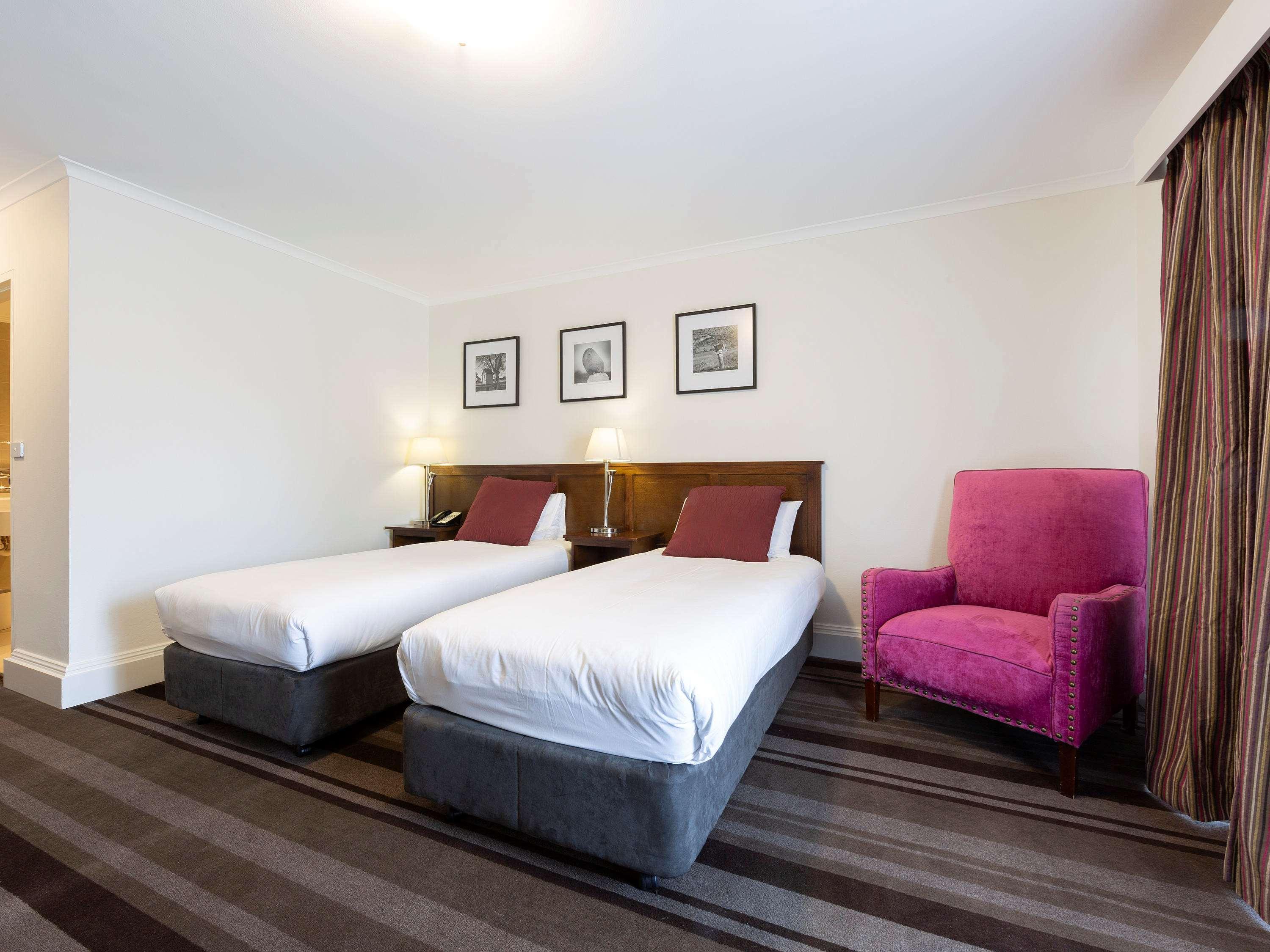 Mercure Canberra Exteriör bild