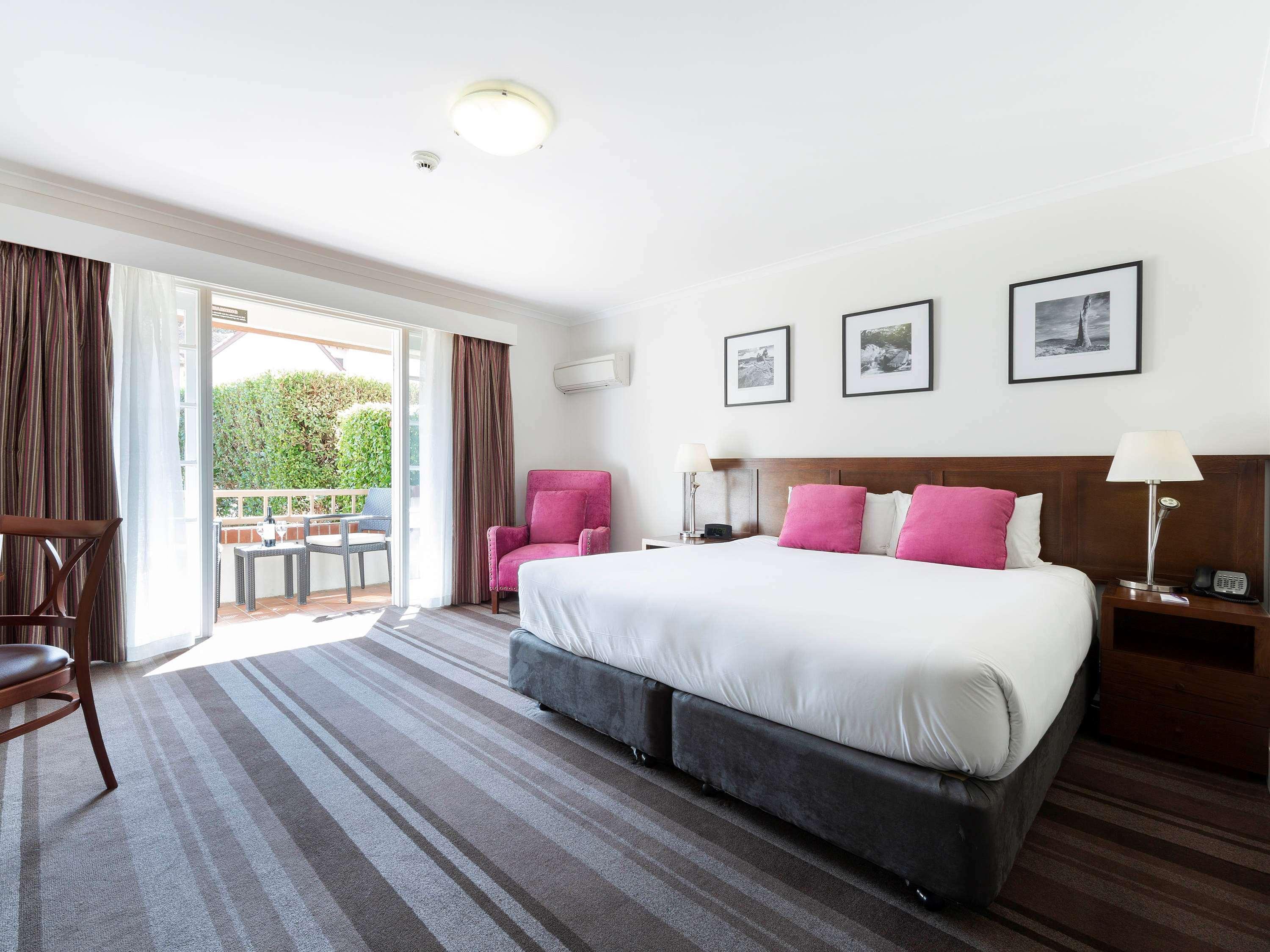 Mercure Canberra Exteriör bild
