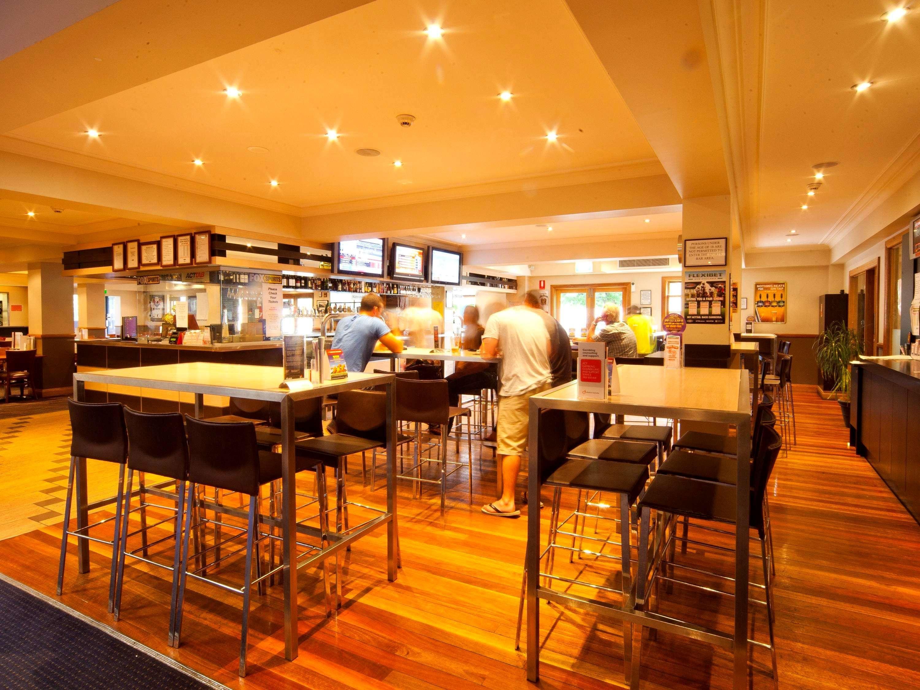 Mercure Canberra Exteriör bild