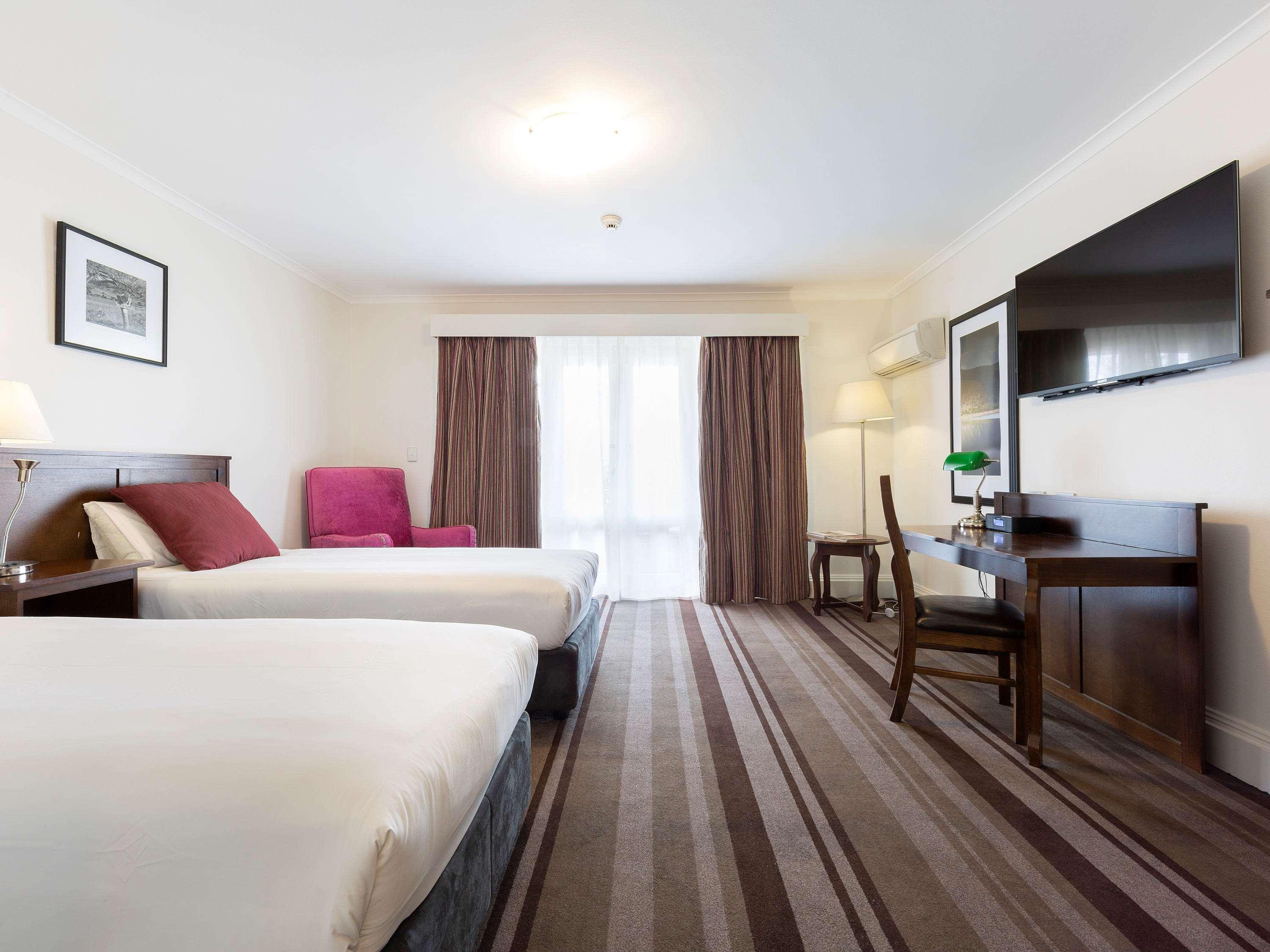 Mercure Canberra Exteriör bild