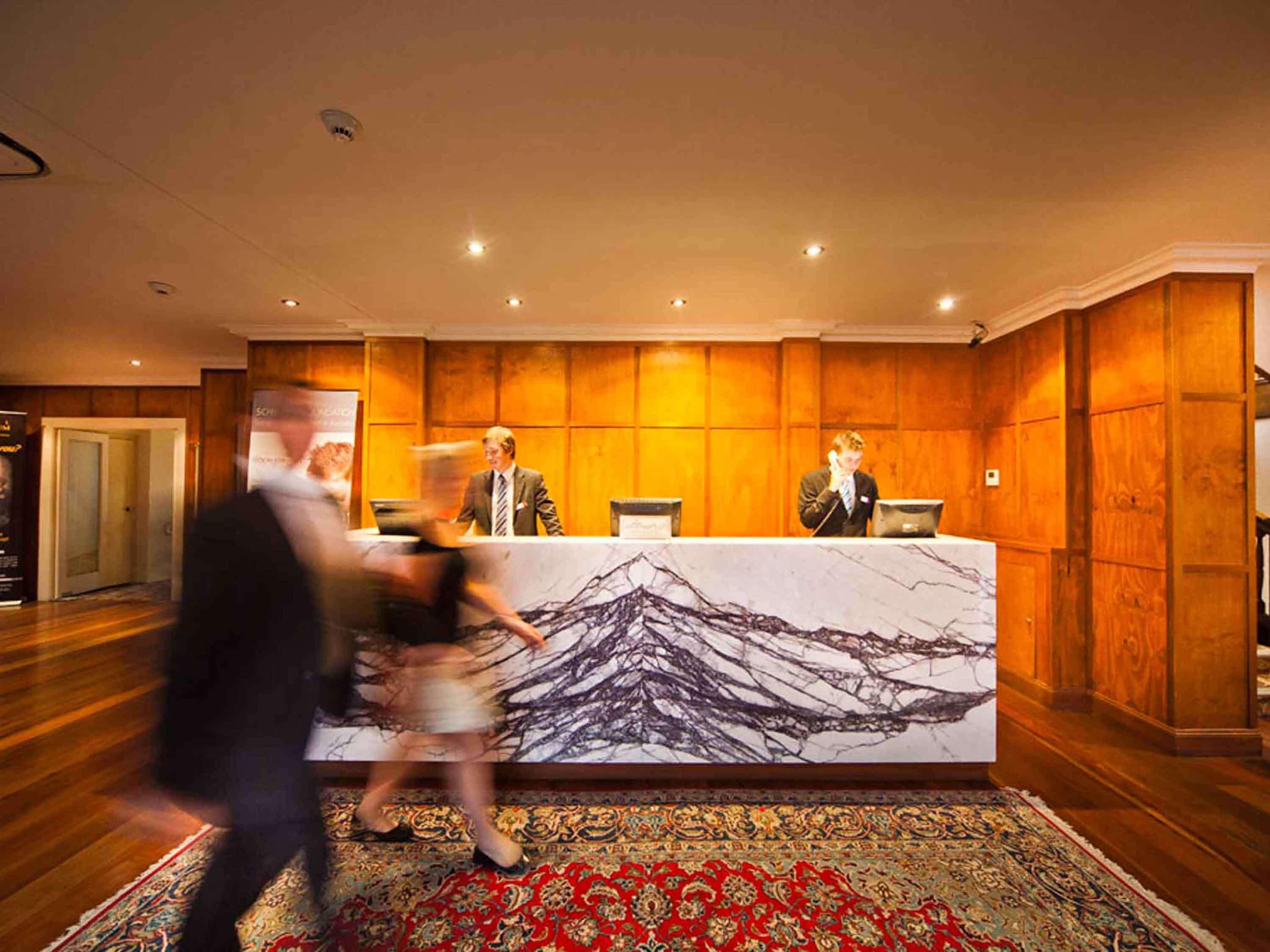 Mercure Canberra Exteriör bild