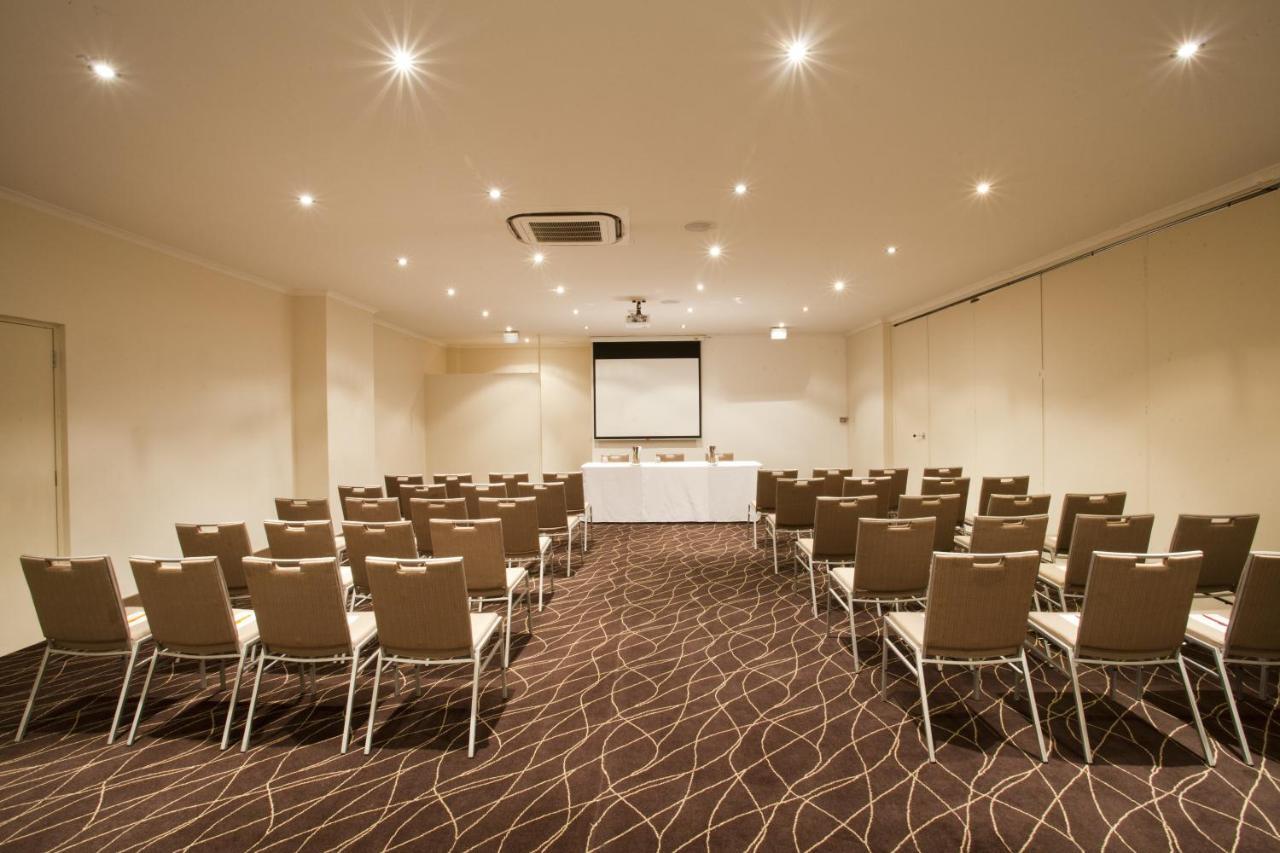 Mercure Canberra Exteriör bild
