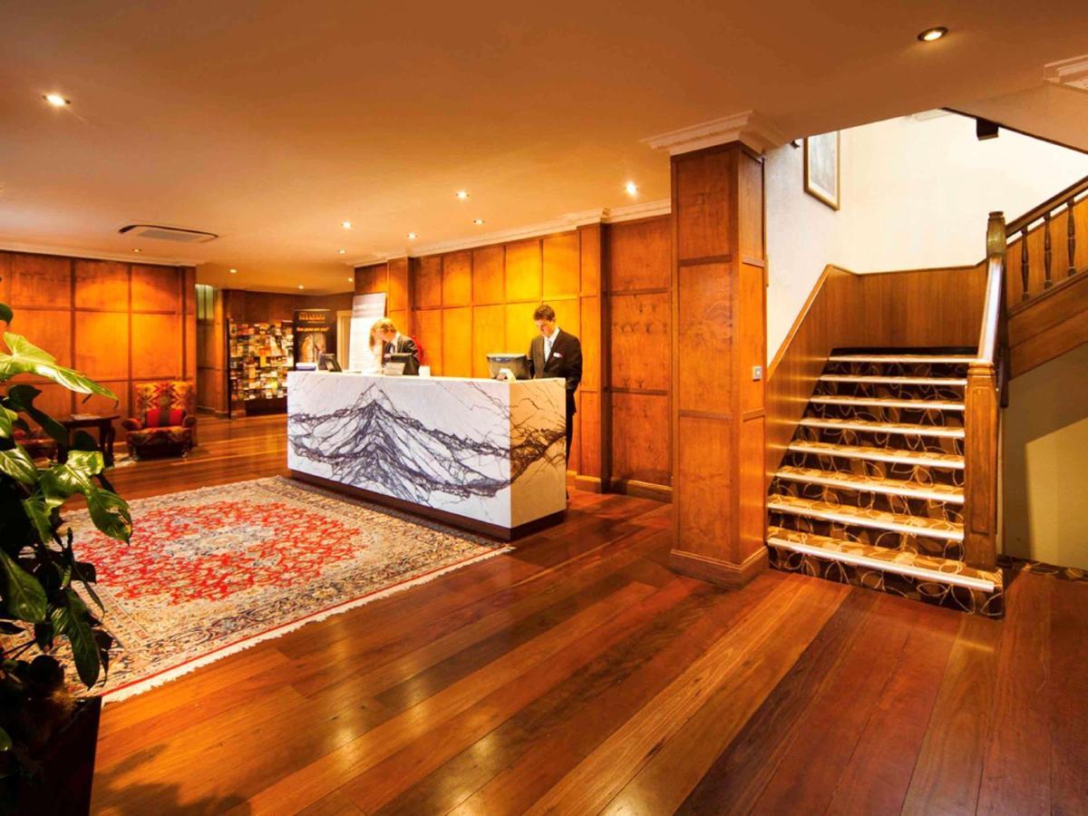 Mercure Canberra Exteriör bild
